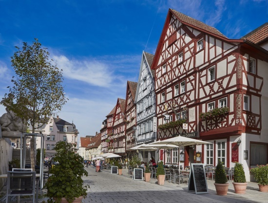 Altstadt von Ochsenfurt mit ihren vielen Fachwerkhäusern (Bild: Stadt Ochsenfurt)