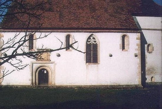 Ein Bauwerk aus der Stauferzeit: Die Kunigundenkapelle (Bild: Neckermann)